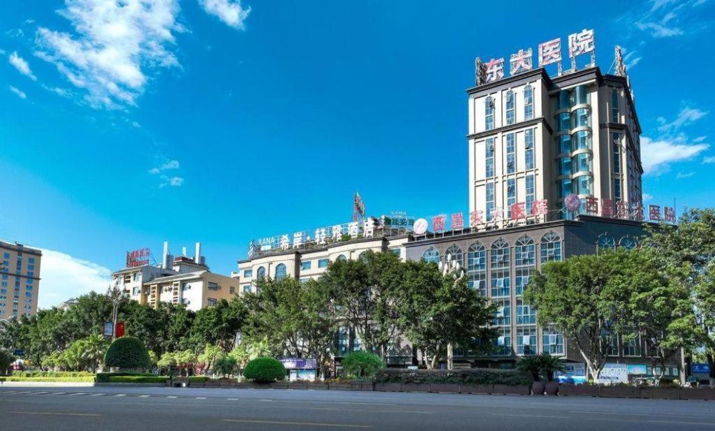 Xana Lite Xichang Hangtian Avenue Branch Exteriör bild